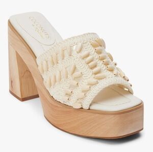 Coconuts by Matisse Cream and Tan Beaded Mules Size 7 NEW in Box